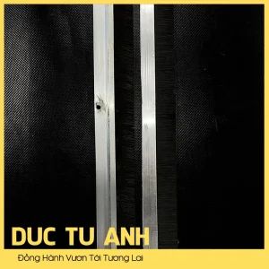 Bàn chải Cửa Cuốn Nhanh